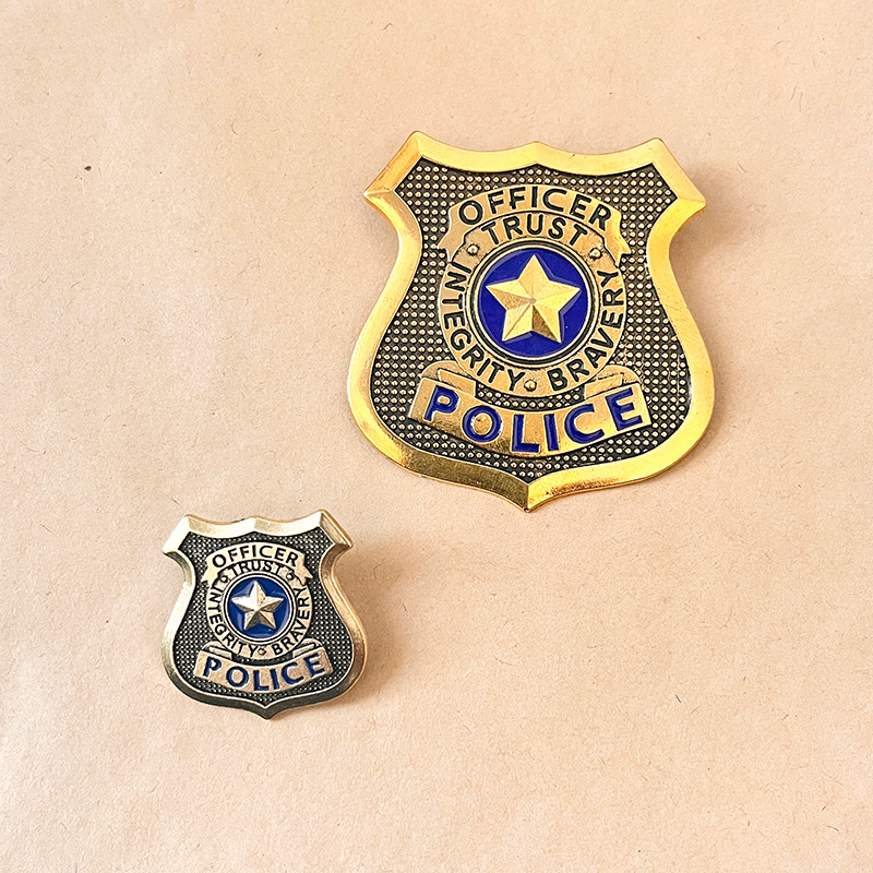 Anime Zoo Metal Badge Brooch N - Nick'S Jewelry & Watches Reviews recension och pris