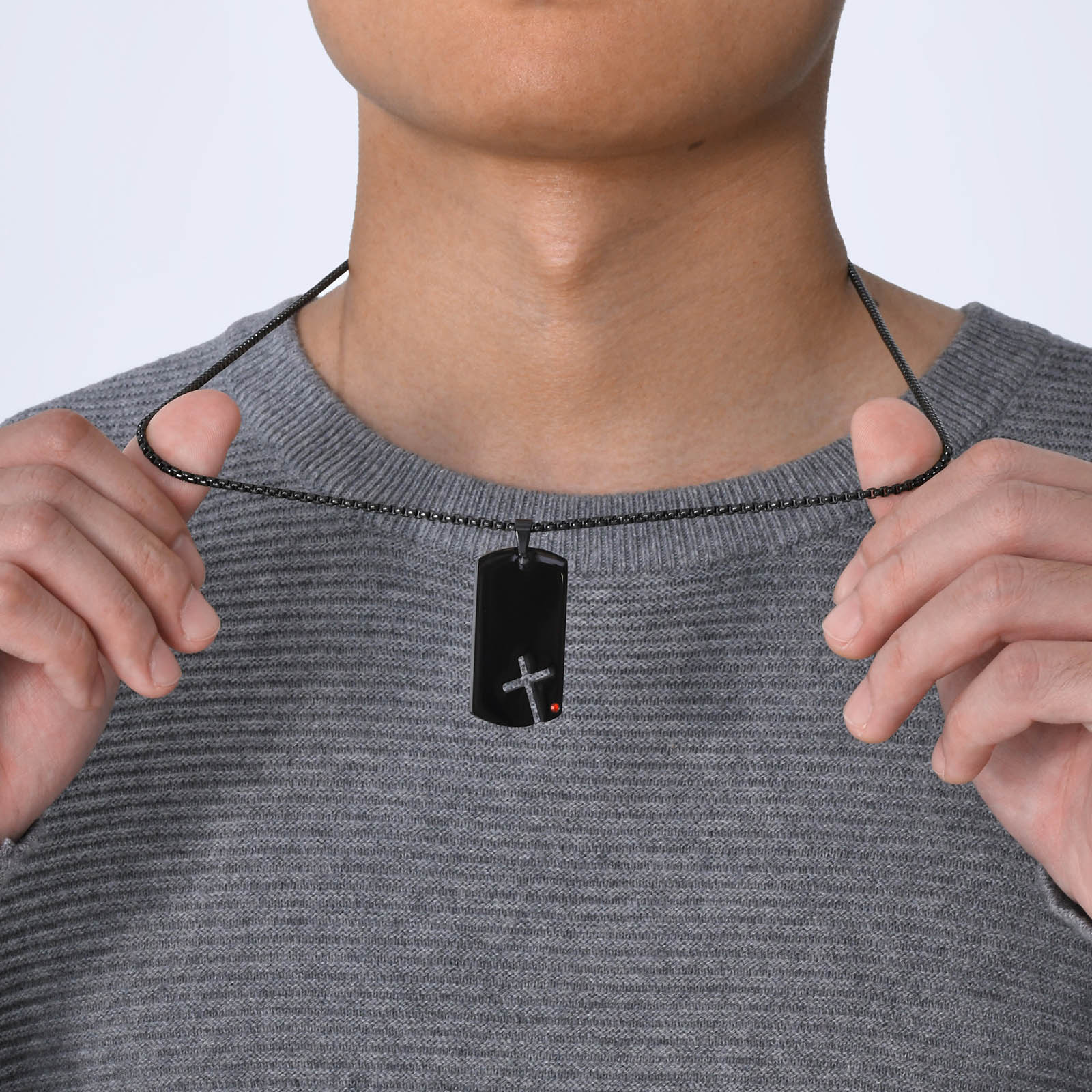 Hollow Cross DogTag Necklaces  - Mens Dog Tag Necklace recension och pris