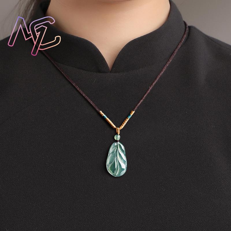 Myanmar Jadeite Leaf Pendant G - Jewelry & Watches Sp Zo O recension och pris